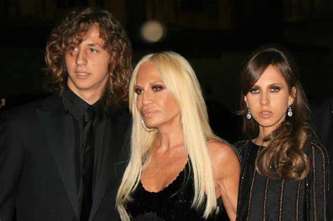 versace niece anorexique|Donatella Versace's 2 Kids: All About Her Daughter Allegra and .